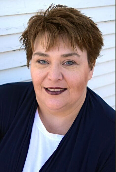 Connie Nelson